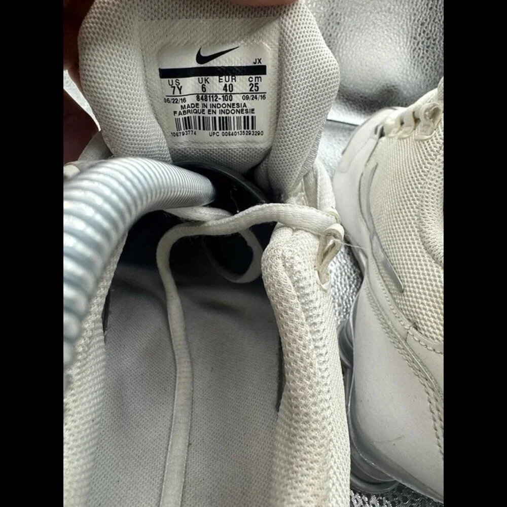 RARE 🚀 Size 7Y Nike Shox Avenue (GS) Shoes White Silver 848112-100 Youth‎ - Picture 11 of 11